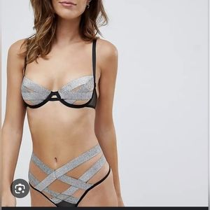 BLUEBELLA Emilia Silver glitter/black strappy bra/thong set